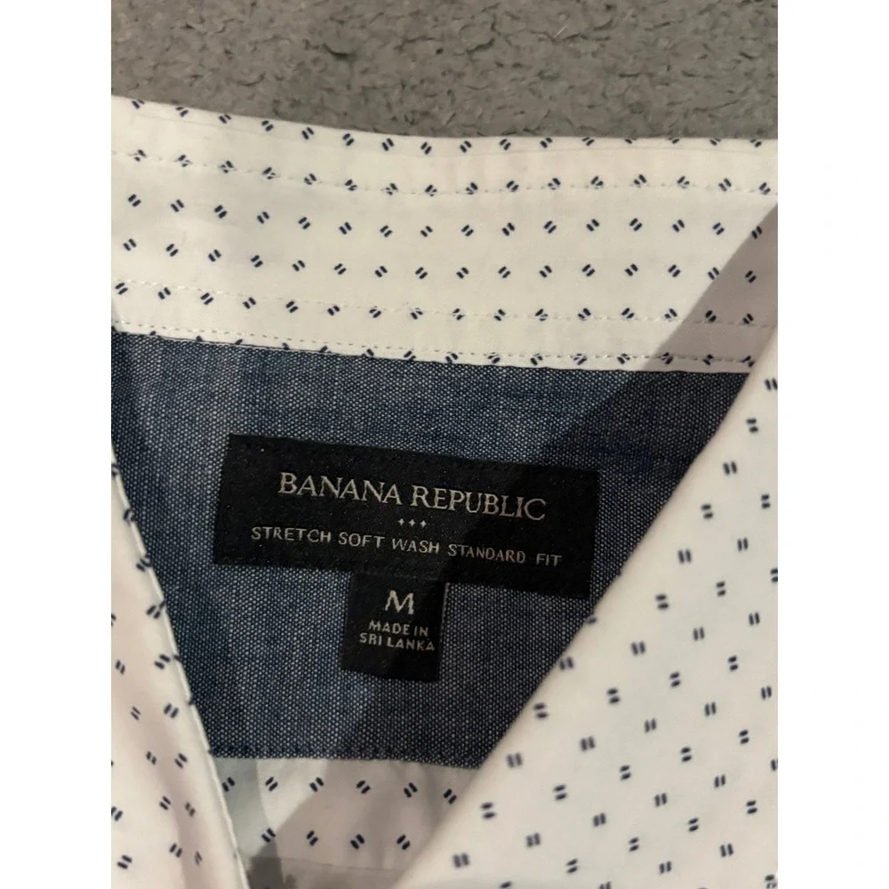 Banana Republic Mens Stretch Soft Wash Standard Fit Shirt White Geometric Dot M